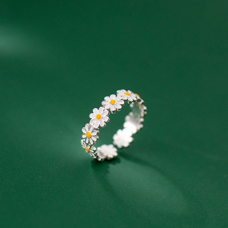 Vintage Daisy Flower Adjustable Size Rings For Women - FabFemina